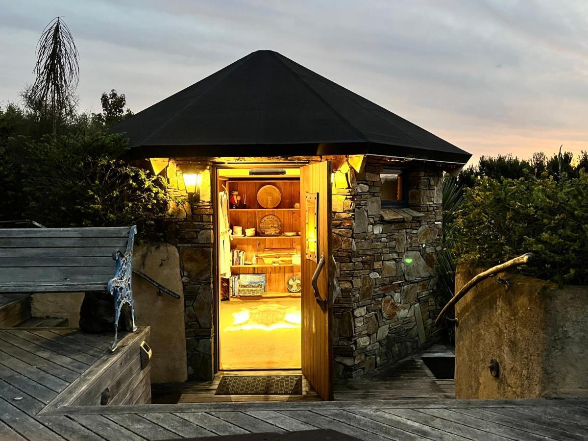 Tree House Lodge Bed & Breakfast Cheviot Exterior photo