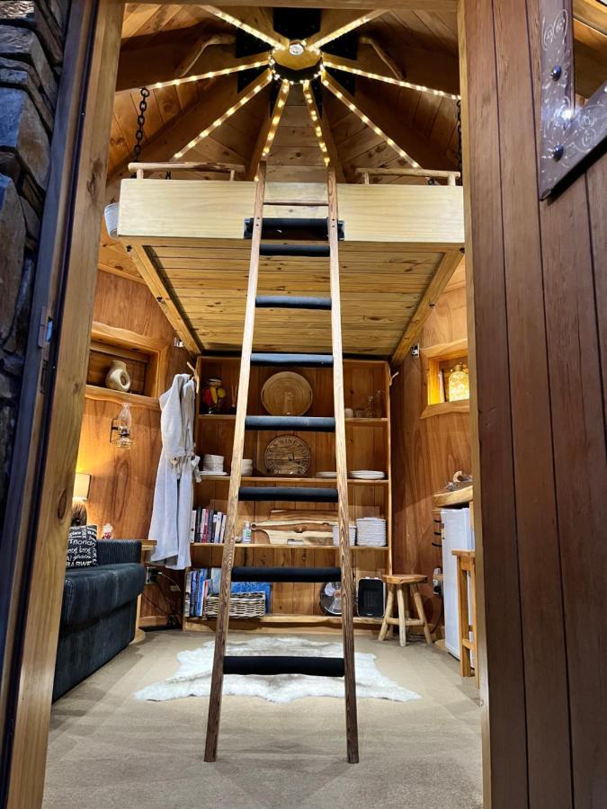 Tree House Lodge Bed & Breakfast Cheviot Exterior photo