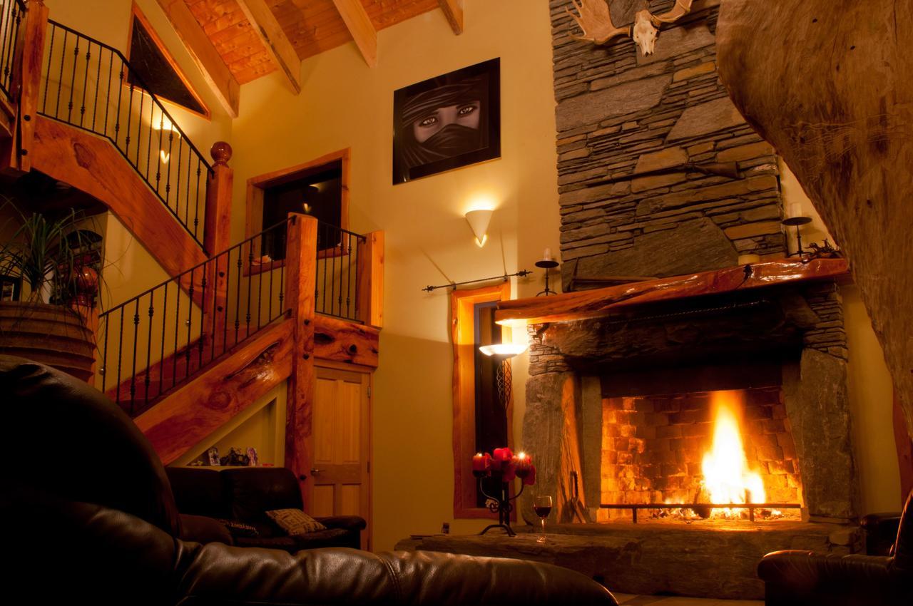 Tree House Lodge Bed & Breakfast Cheviot Exterior photo