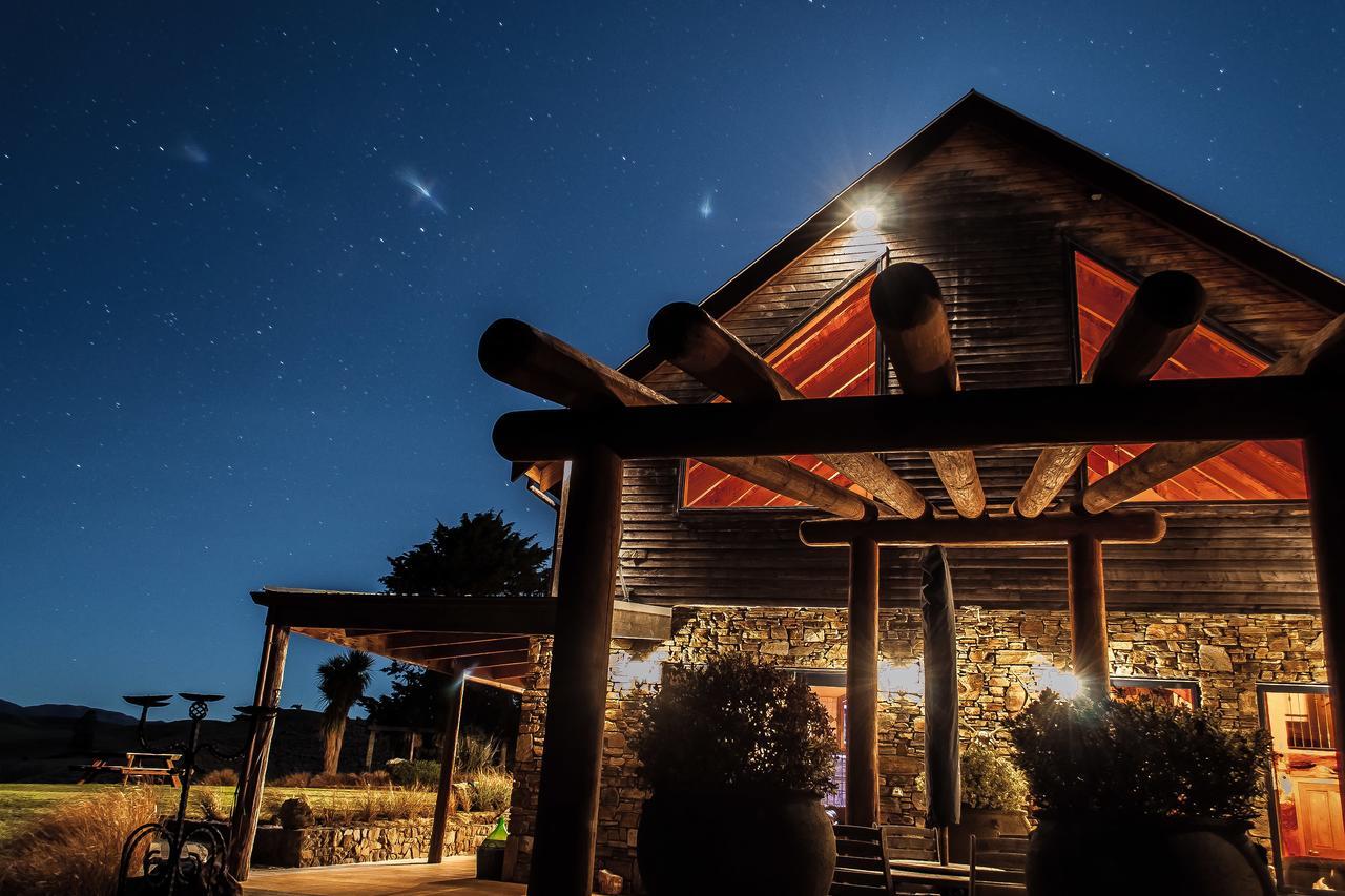 Tree House Lodge Bed & Breakfast Cheviot Exterior photo