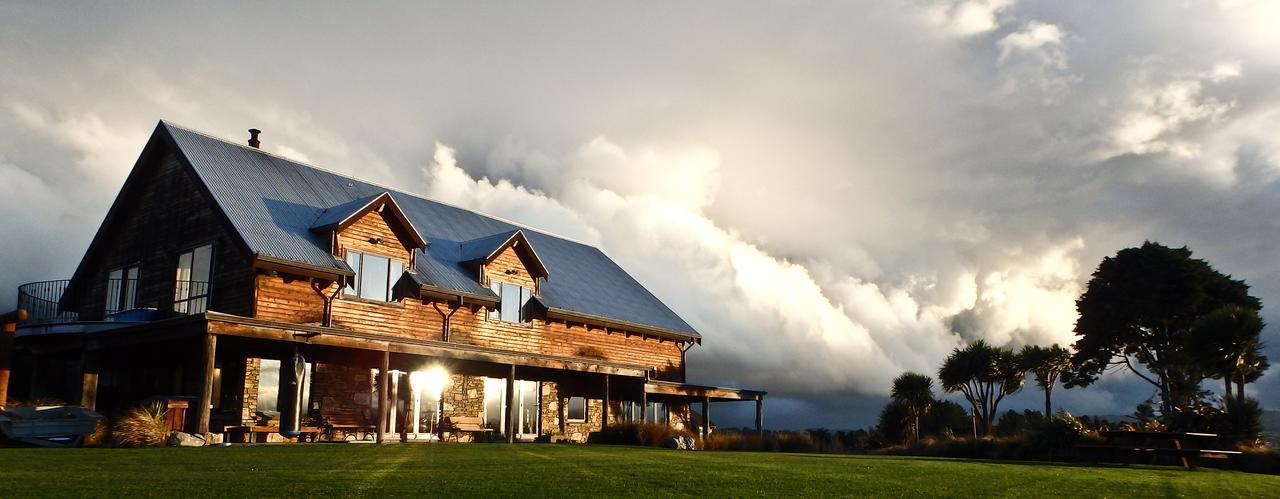 Tree House Lodge Bed & Breakfast Cheviot Exterior photo