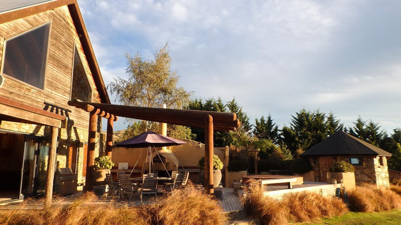 Tree House Lodge Bed & Breakfast Cheviot Exterior photo