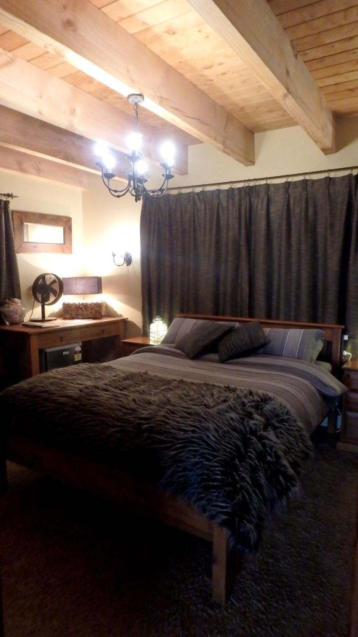 Tree House Lodge Bed & Breakfast Cheviot Exterior photo